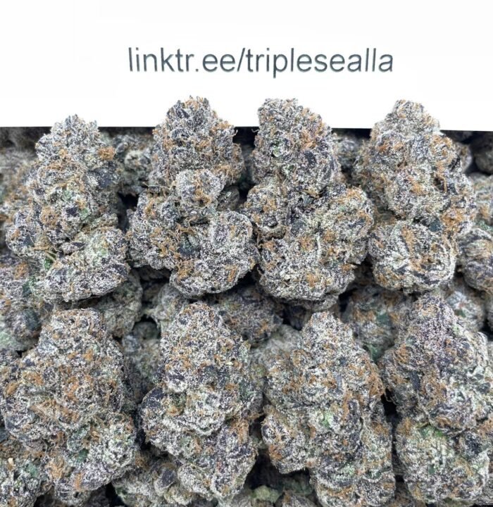 #F9B Strawberry Nerdz 🍬